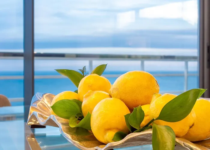 Apartamento Exclusivo Con Increíbles Vistas Al Mar *